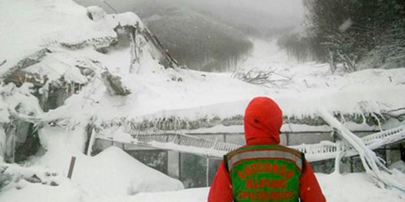 Avalancha-en-Italia-deja-30-desaparecidos