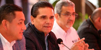 Revisan-Gobernador-y-Consejo-Ciudadano-diagnóstico-para-el-desarrollo-social-de-Uruapan