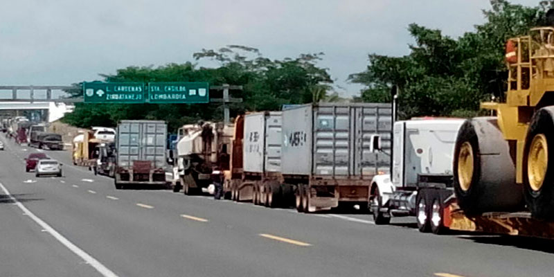 bloqueo-carretera-Michoacan