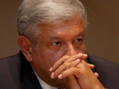 amlo reflexivo AMLO se encuentra encerrado en su casa de campaña