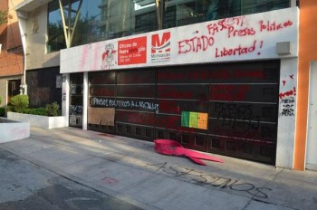 tiripetio oficinas gobierno michoacan df vandalizadas