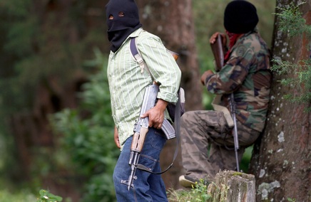 Michoacán: comunidades se arman en contra del crimen organizado