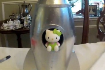 hellokitty al espacio