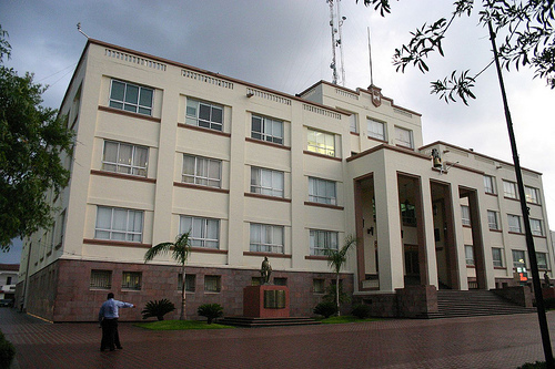 Tamaulipas: lanzan granadas en Palacio de Gobierno