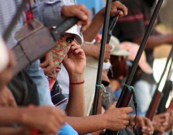 Michoacán comunitarios guardias autodefensas