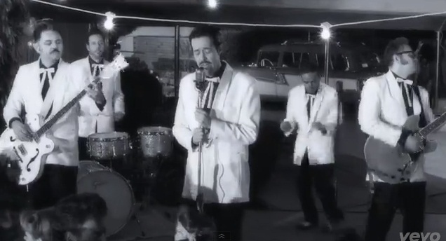 Ve el nuevo video de Café Tacvba ‘Aprovéchate’