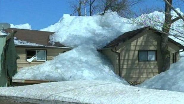 VIDEO: Tsunami de hielo impacta en costas de Estados Unidos y Canadá