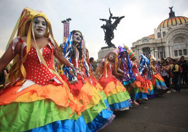 Marcha Orgullo Gay DF3