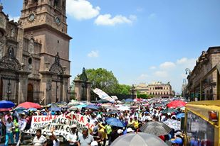 Maestros CNTE Morelia marcha