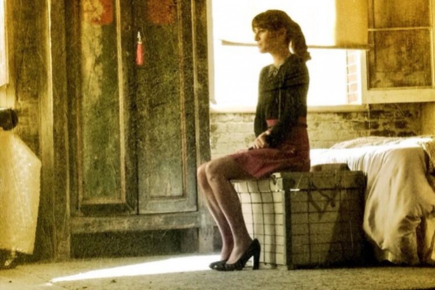 Lea Michele on set
