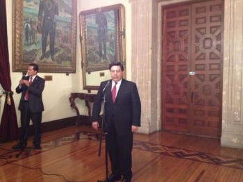 Jesus Reyna conferencia de prensa agosto 2013 Michoacán
