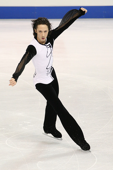 Johnny-Weir-ice-skating-