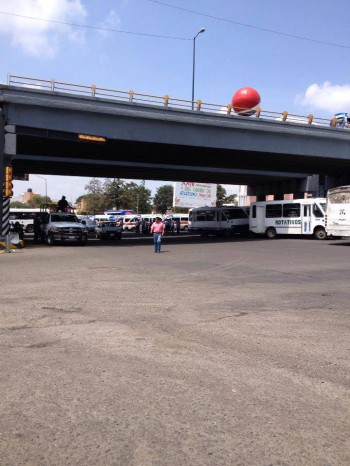 salida Salamanca transportistas combi bloqueo Morelia