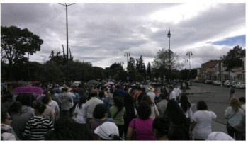 Marcha Morelia Padres de familia CNTE. Foto: @yunuenloya