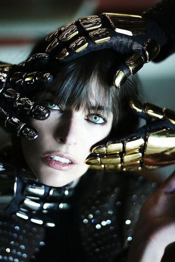 Milla Jovovich Daft Punk02