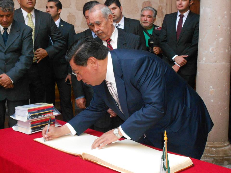 firma Jesús Reyna libro Morelos