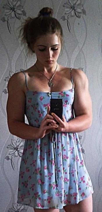 julia-vins-strong-girl-15