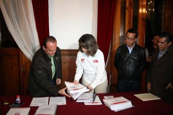 Congreso del Estado proyecto de Presupuesto para Ejercicio Fiscal 2014 Michoacán