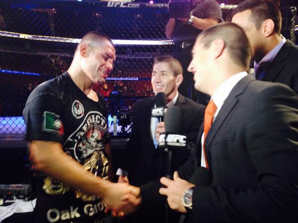 cain velazquez campeón