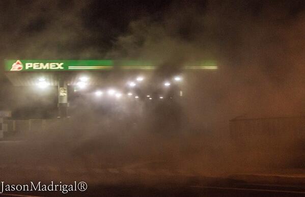 Ataque a gasolinera en Santa María, cerca de la UVAQ / Jason Madrigal