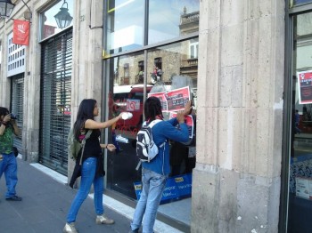 normalistas Morelia grafiteando