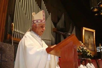 obispo de Apatinzgán Miguel Patiño