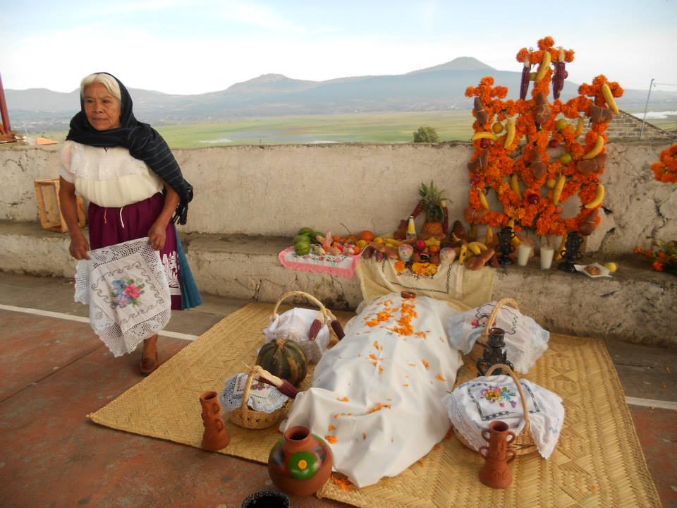 tradición día de muertos turismo arócutin michoacán