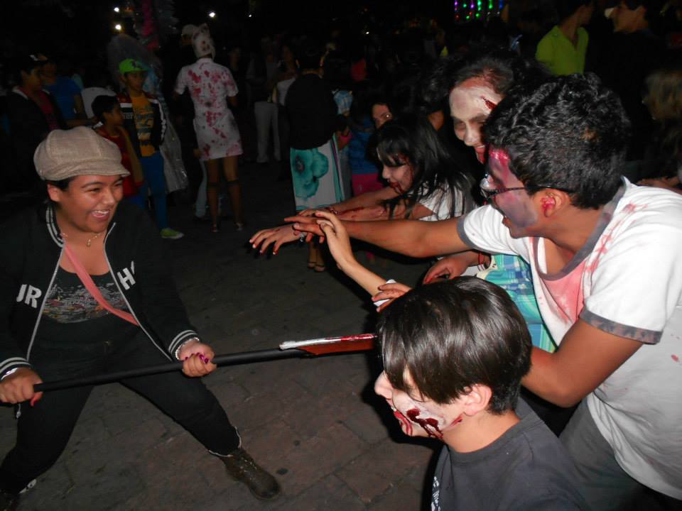 caminata zombie morelia