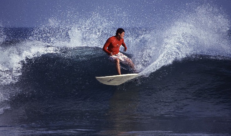 surf playa ola Michoacán