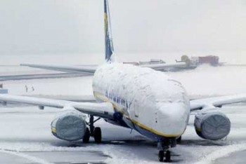 aeropuerto avión nieve nevada