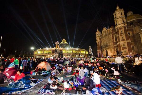 basílica de noche
