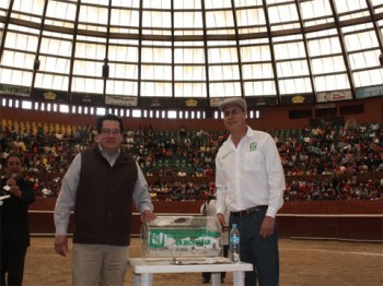 imss seguro social corrida de toros navidad