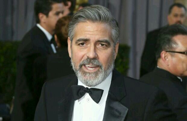 Clooney chulea a la Vale