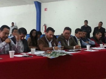 Roberto Monroy reunión trabajo región oriente Sectur