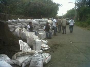 autodefensas barricadas