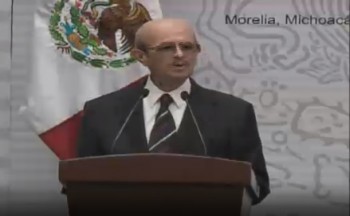 fausto vallejo acuerdo por Michoacán