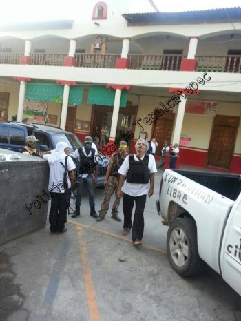 la huacana autodefensas mireles llegada
