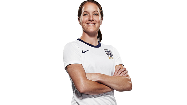 Casey-Stoney-Inglaterra-sale del closet