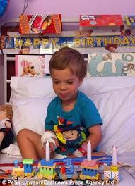 Finley Ranson niño que solo puede comer dulces