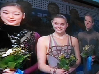 La rusa Adelina Sotnikova   ganó oro en patinaje artístico Sochi 2014