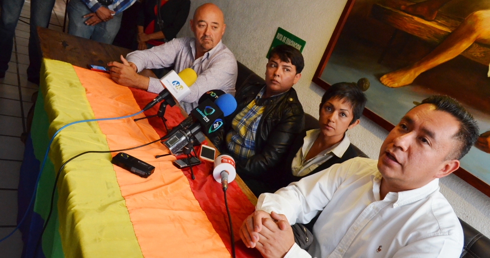 Conferencia de prensa por primer matrimonio gay aprobado en Michoacán