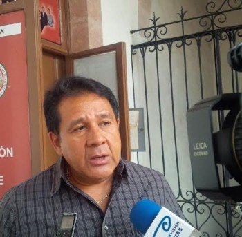 Disposición al diálogo de la comisión educación por la gratuidad en Michoacán 