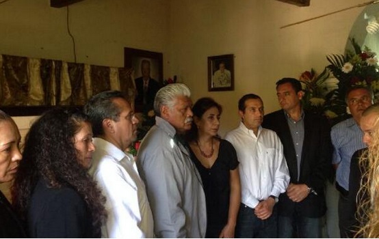 Ernesto Cordero en sepelio del edil de Tanhuato, Gustavo Garibay