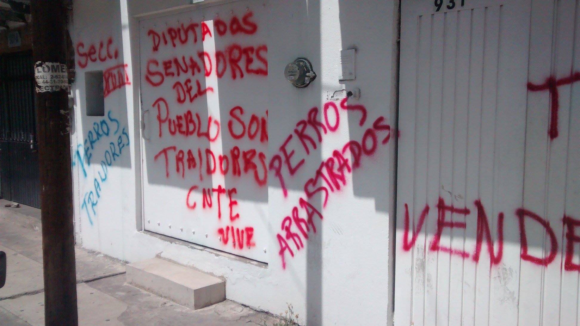 maestros CNTE manifestación en partido verde Morelia