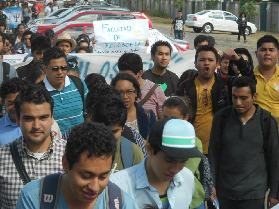 tercera marcha por la gratuidad de la umsnh6