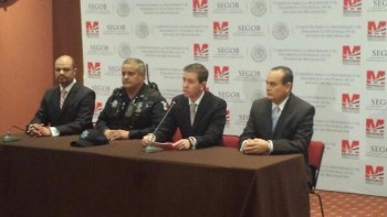 Alfredo Castillo, titular SSP y PGJE rueda de prensa