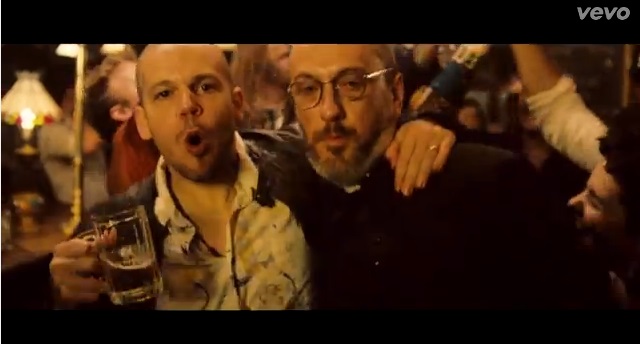 Calle 13 El Aguante video