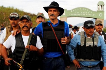 José Manuel Mireles autodefensas Tepalcatepec