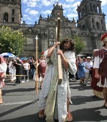 Viernes Santo en la capital metropolitana