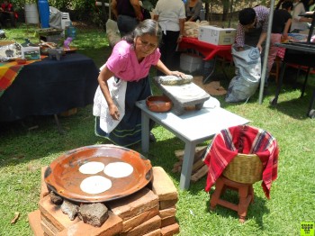 Cocineras tradicionales de Michoacán Festival Gastro Cervecero 2014 Uruapan